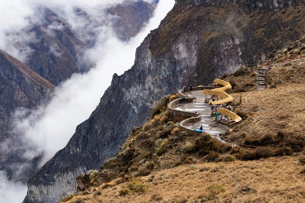 Quelle croisière propose des ateliers de fabrication de cosmétiques naturels en Provence?